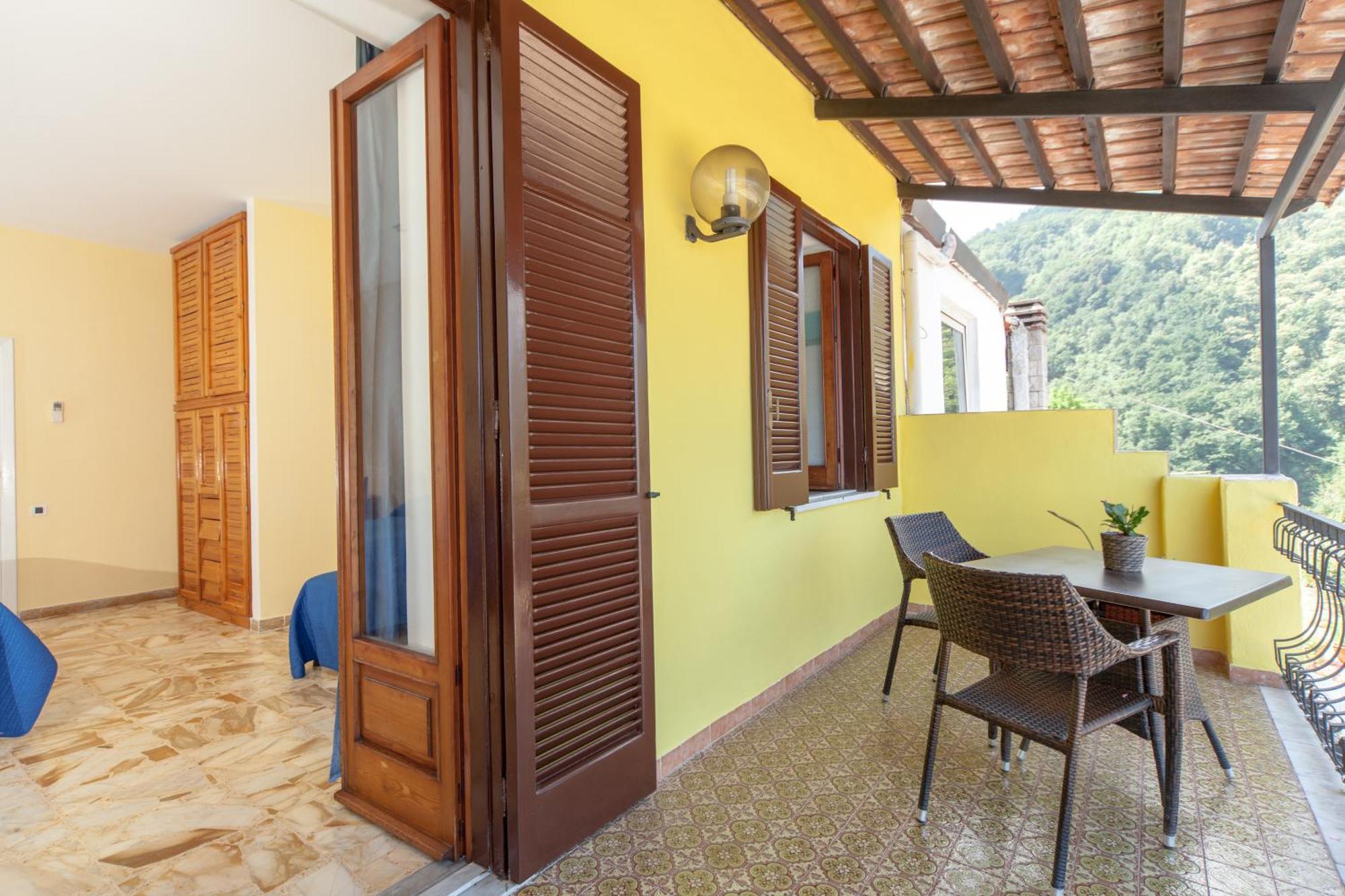 Hotel Ape Regina Casamicciola Terme Oda fotoğraf