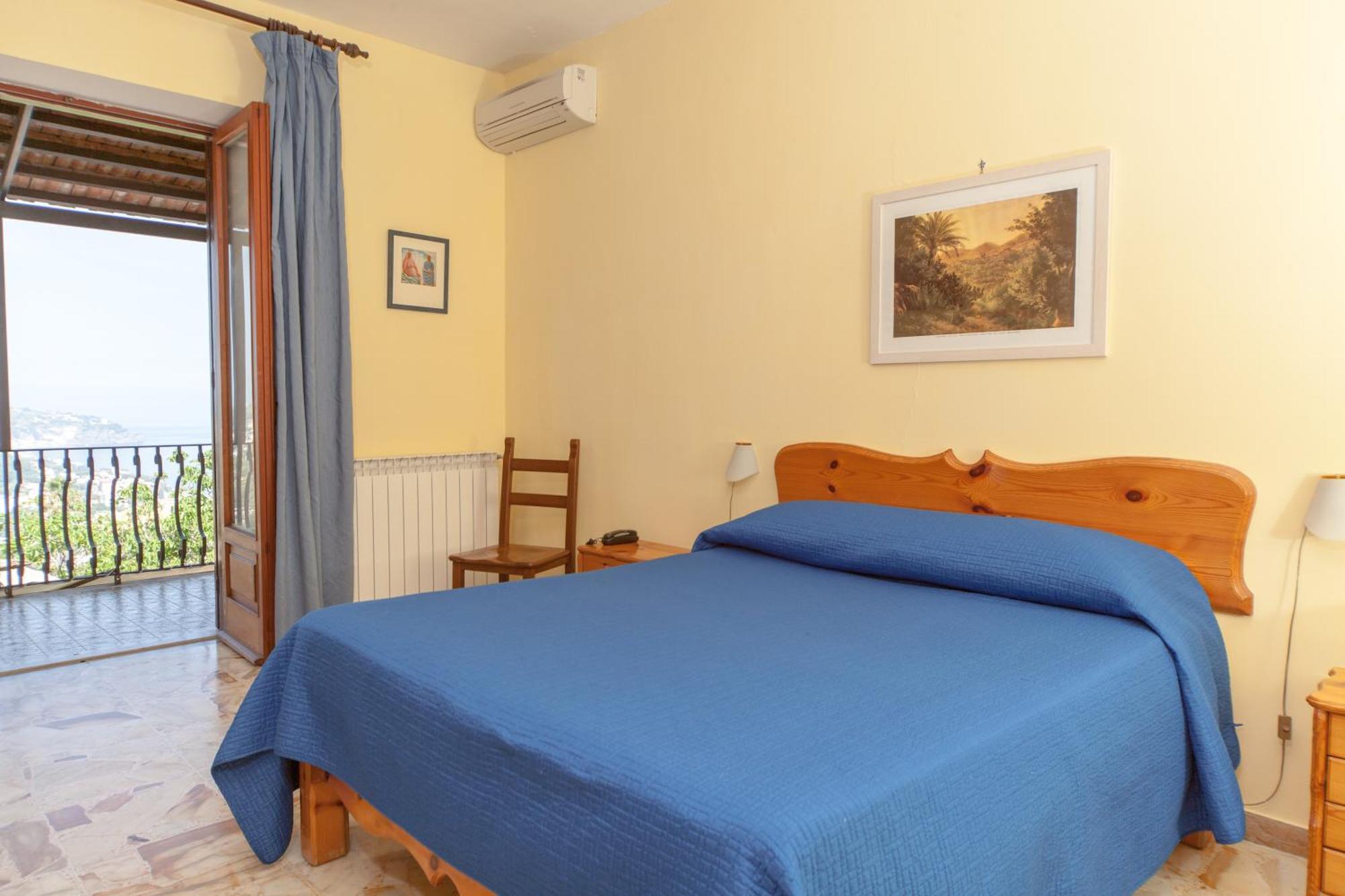 Hotel Ape Regina Casamicciola Terme Oda fotoğraf